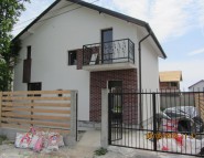 Casa de vânzare