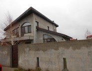 Casa de vânzare