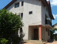 Casa de vânzare