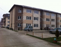 Apartament 3 camere în Popesti-Leordeni