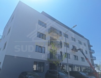 Apartament 3 camere în Berceni