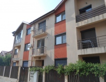Apartament 3 camere în Popesti-Leordeni