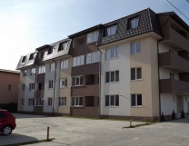Apartament 3 camere în Popesti-Leordeni