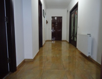 Apartament 3 camere în Popesti-Leordeni
