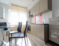 Apartament 3 camere în Theodor Pallady