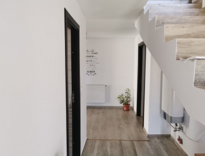 Vânzare apartament 2 camere în Centru Mangalia