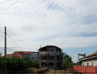 Vânzare casă\vilă 10 camere în 2 Mai