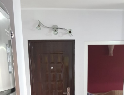 Vânzare apartament 4 camere în Rozelor